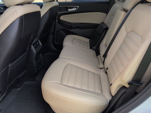 Used 2021 Ford Edge SEL w/ Convenience Package FWD image 32
