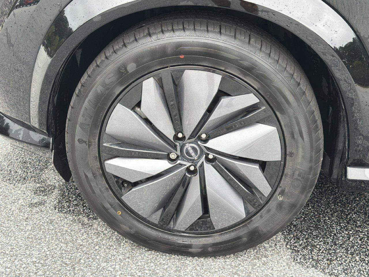 Certified 2023 Nissan Ariya AWD image 30