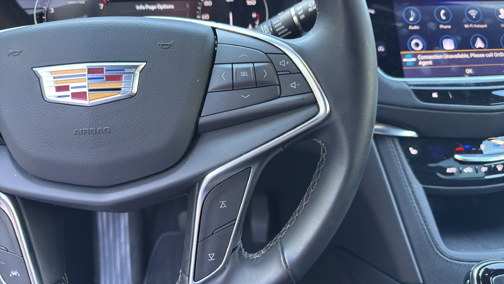 Certified 2025 Cadillac XT5 Luxury FWD image 30