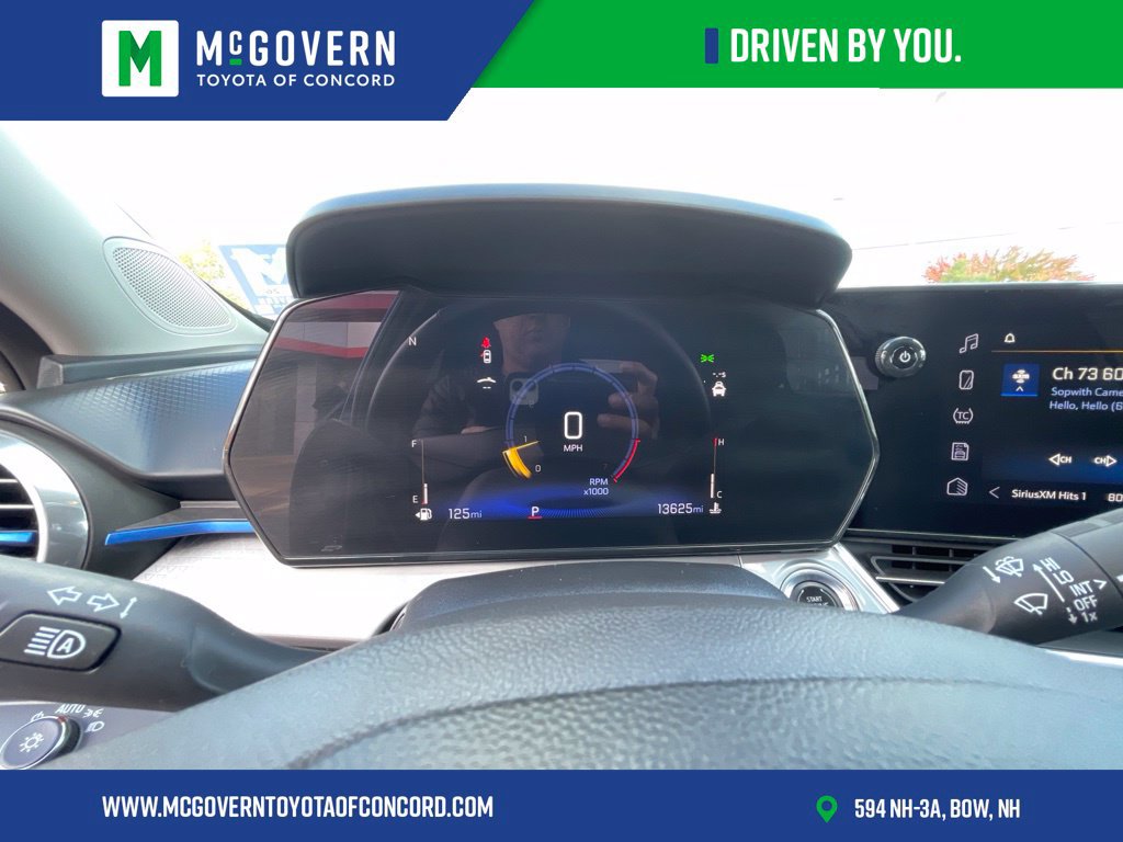 Used 2024 Chevrolet Trax LT w/ Driver Confidence Package FWD image 27