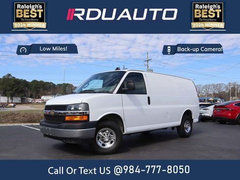 Used 2023 Chevrolet Express 2500 w/ Driver Convenience Package image 1