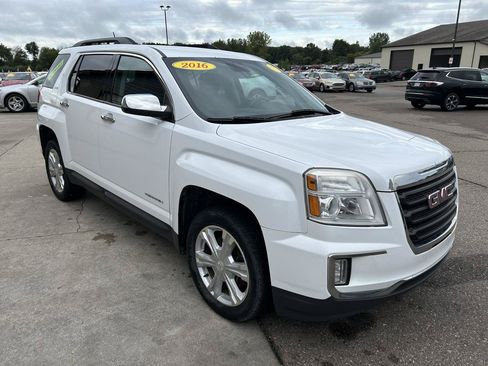 Used 2016 GMC Terrain SLE w/ Chrome Edition FWD image 5