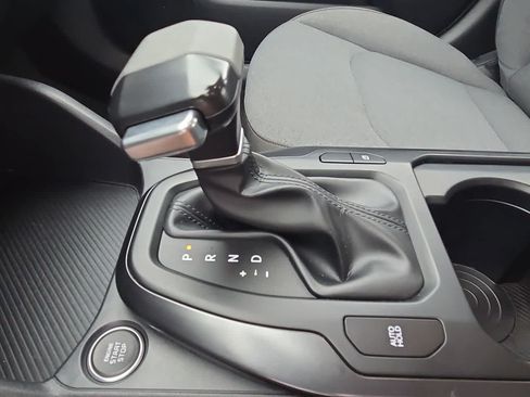 Used 2025 Kia K4 FWD image 21