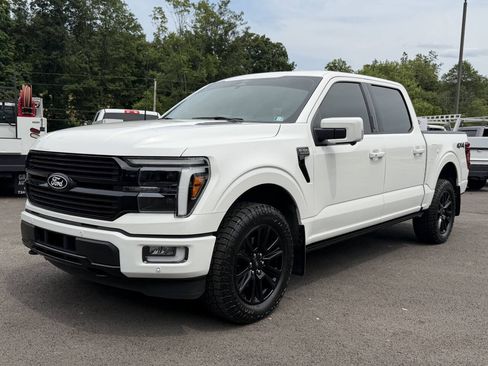 Used 2024 Ford F150 Platinum AWD/4WD image 7