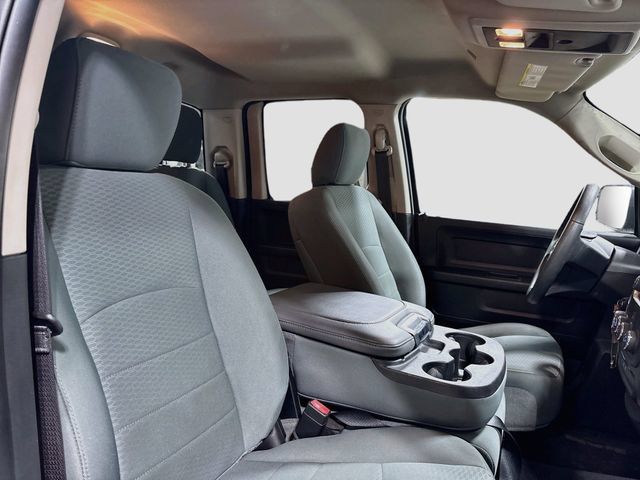 Used 2018 RAM 1500 Express w/ Express Value Package AWD/4WD image 19
