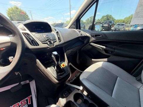 Used 2017 Ford Transit Connect XL FWD image 31