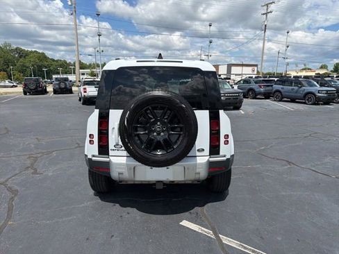 Used 2021 Land Rover Defender 110 S AWD/4WD image 6