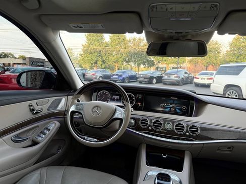 Used 2015 Mercedes-Benz S 550 4MATIC Sedan image 14