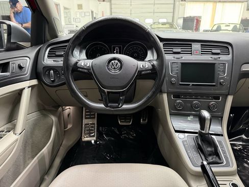 Used 2017 Volkswagen Golf Alltrack SE AWD/4WD image 22