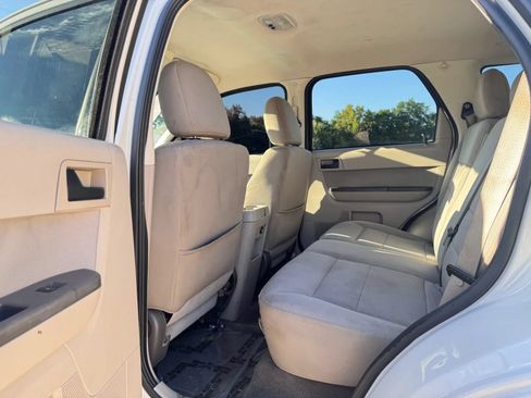 Used 2011 Ford Escape XLT FWD image 20