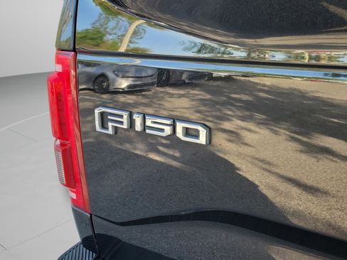 Used 2015 Ford F150 Lariat w/ Equipment Group 502A Luxury image 24