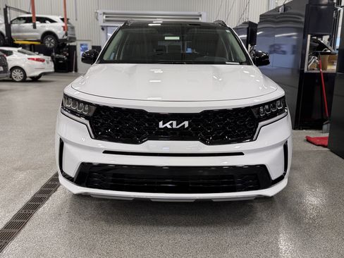 Certified 2022 Kia Sorento S w/ Panoramic Sunroof Package image 35