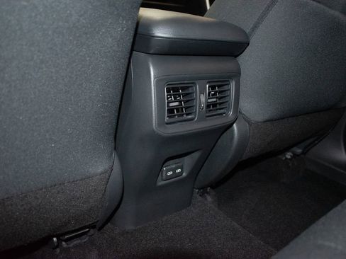 Used 2024 Toyota RAV4 SE w/ Convenience Package AWD/4WD image 24