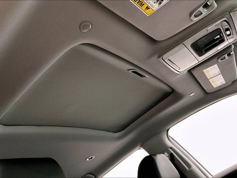Used 2025 Acura ADX FWD image 20