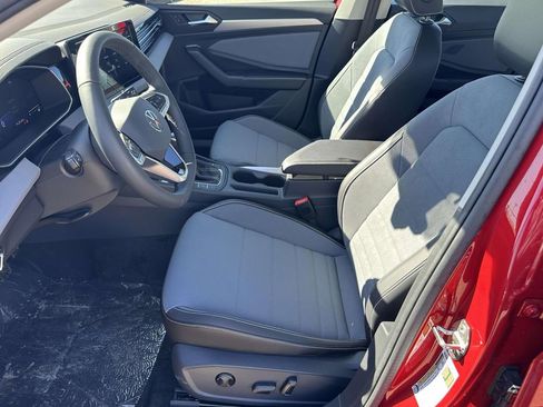 New 2026 Volkswagen Jetta SE image 13