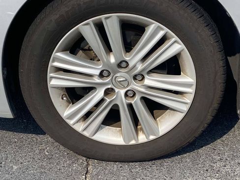 Used 2013 Lexus ES 350 w/ Premium Pkg FWD image 10