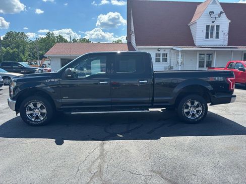 Used 2017 Ford F150 XLT w/ Equipment Group 302A Luxury image 4