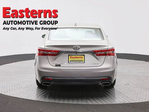 Used 2017 Toyota Avalon Limited w/ All Weather Liner Package FWD image 6