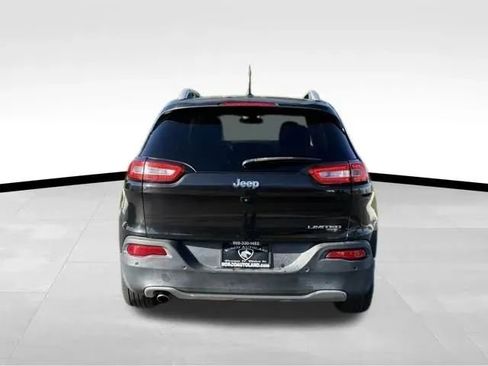 Used 2015 Jeep Cherokee Limited w/ Luxury Group FWD image 5