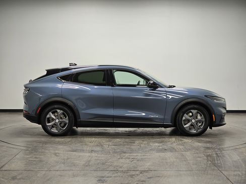Used 2023 Ford Mustang Mach-E Select image 9