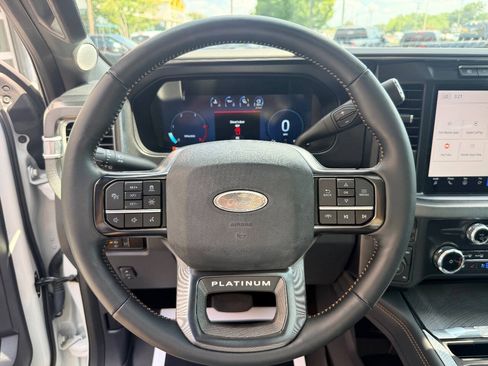 Used 2024 Ford F250 Platinum AWD/4WD image 24
