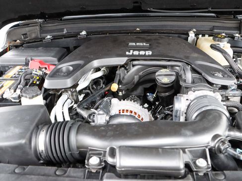 Used 2020 Jeep Gladiator Rubicon AWD/4WD image 30