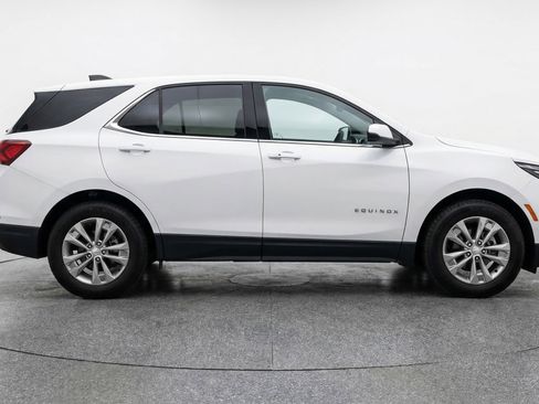 Used 2025 Chevrolet Equinox LT image 11