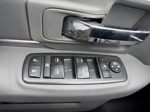 Used 2018 RAM 1500 Big Horn image 17