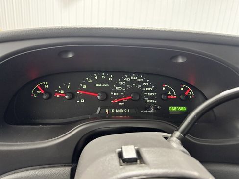 Used 2007 Ford E-350 and Econoline 350 XLT image 16