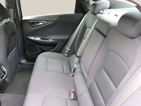 Used 2025 Chevrolet Malibu LT FWD image 14