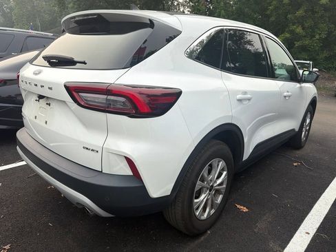 Used 2023 Ford Escape Active w/ Tech Pack #1 AWD/4WD image 4