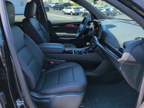 Certified 2025 Chevrolet Traverse Z71 AWD/4WD image 28