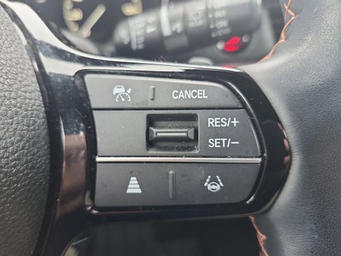 Used 2024 Honda Pilot TrailSport image 31