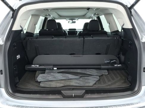 Used 2022 Subaru Ascent Limited w/ Technology Package image 22