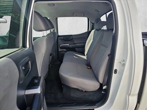 Used 2023 Toyota Tacoma SR5 RWD image 14