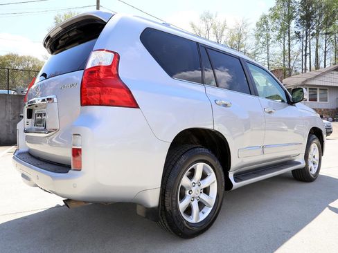 Used 2012 Lexus GX 460 w/ Comfort Plus Pkg image 7