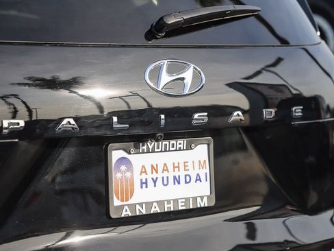 Used 2023 Hyundai Palisade Calligraphy image 10