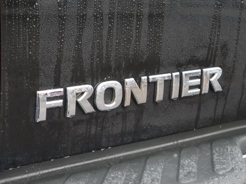 Used 2019 Nissan Frontier SV w/ Value Truck Package image 17