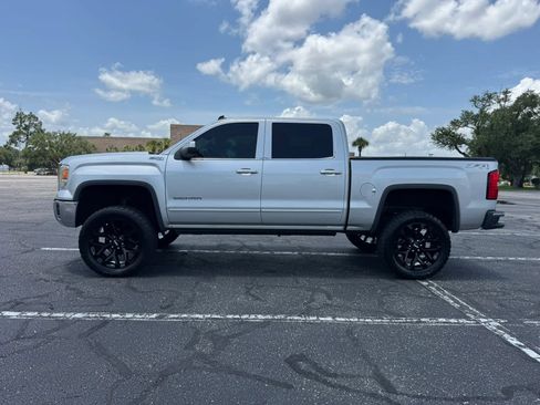 Used 2014 GMC Sierra 1500 SLE w/ SLE Value Package AWD/4WD image 9