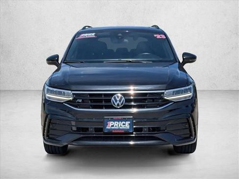 Used 2023 Volkswagen Tiguan SE R-Line image 2