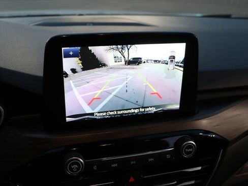 Used 2020 Ford Escape Titanium w/ Titanium Premium Package 2.0 image 25