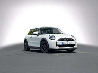 Used 2025 MINI Cooper S FWD video 2