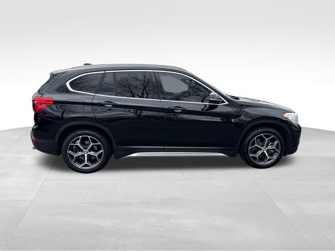 Used 2018 BMW X1 sDrive28i image 9