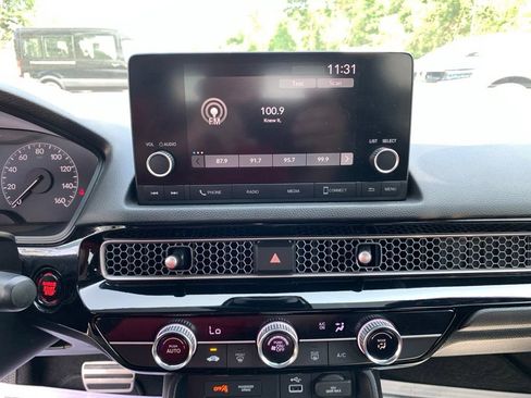 Used 2023 Honda Civic Sport image 18