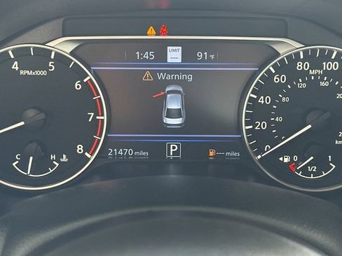 Used 2023 Nissan Altima 2.0 SR FWD image 29
