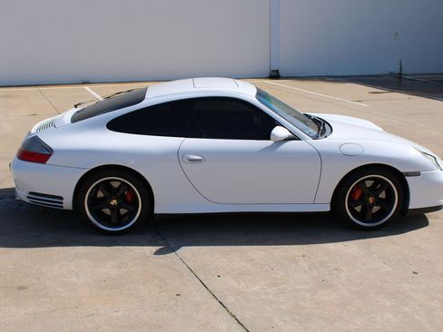 Used 2003 Porsche 911 Carrera RWD image 37