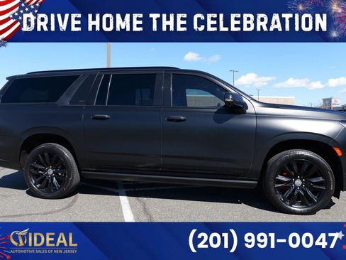 Used 2022 Cadillac Escalade ESV Sport Platinum AWD/4WD image 10