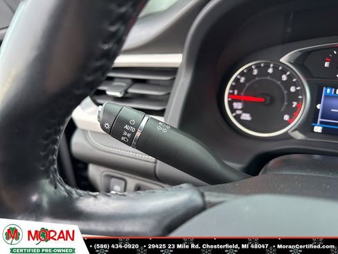 Used 2020 GMC Acadia SLE w/ Driver Convenience Package image 17