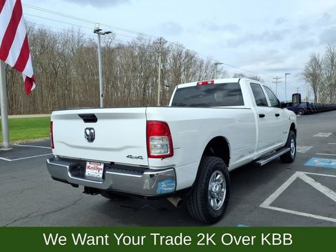 Used 2022 RAM 2500 Tradesman w/ Chrome Appearance Group AWD/4WD image 4