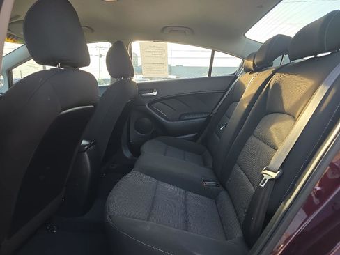 Used 2017 Kia Forte LX image 22